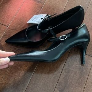 NWT Zara leather heels